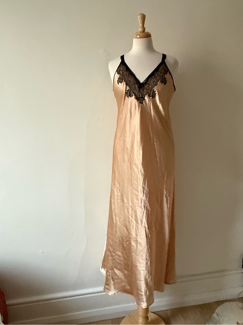 Oscar de la Renta Pink Label Satin Slip Dress | Champagne Lace Nightgown